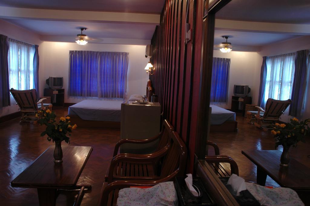 Emerald Land Hotel Mandalay Exterior foto
